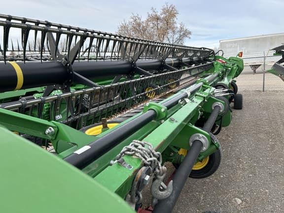 Image of John Deere 735D equipment image 2