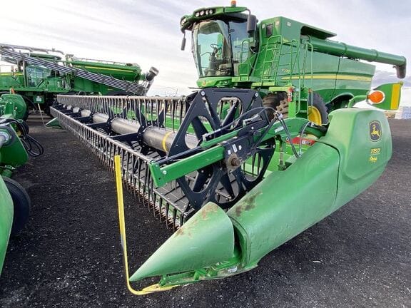 Main image John Deere 735D