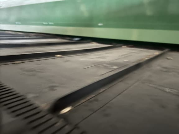 Image of John Deere 735FD equipment image 4