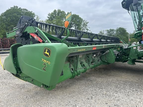 Image of John Deere 735FD equipment image 2