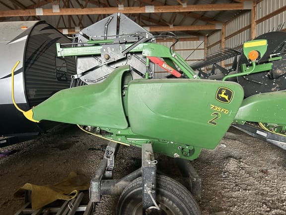2020 John Deere 735FD Equipment Image0