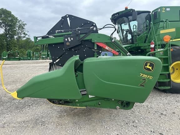 Image of John Deere 735FD equipment image 1