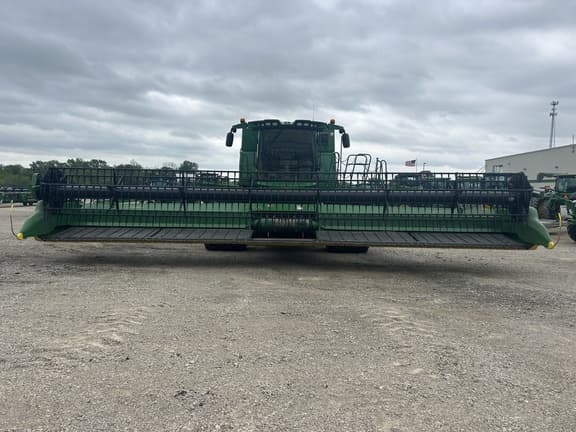 Image of John Deere 735FD equipment image 3