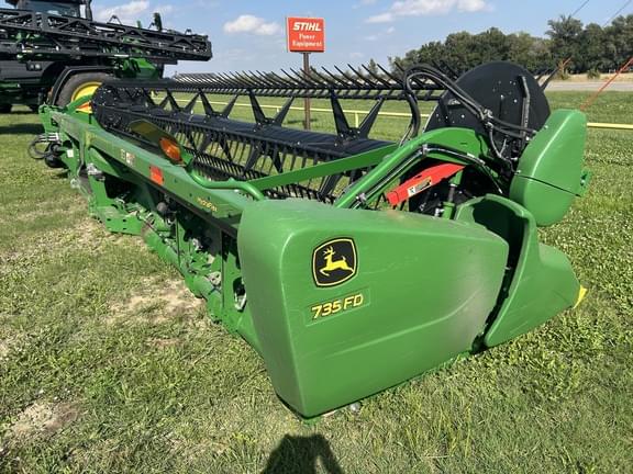 Image of John Deere 735FD equipment image 2