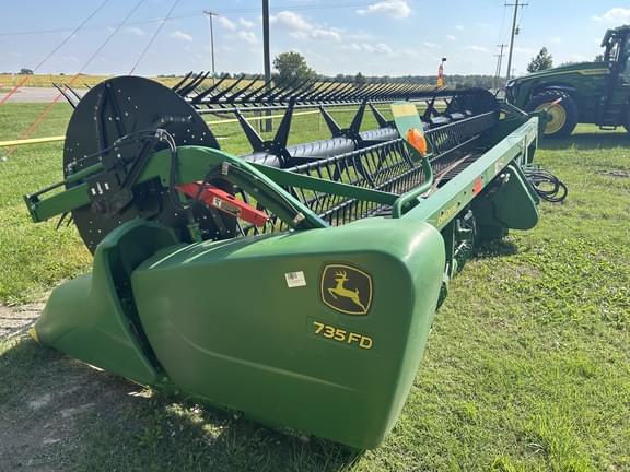 Image of John Deere 735FD equipment image 1