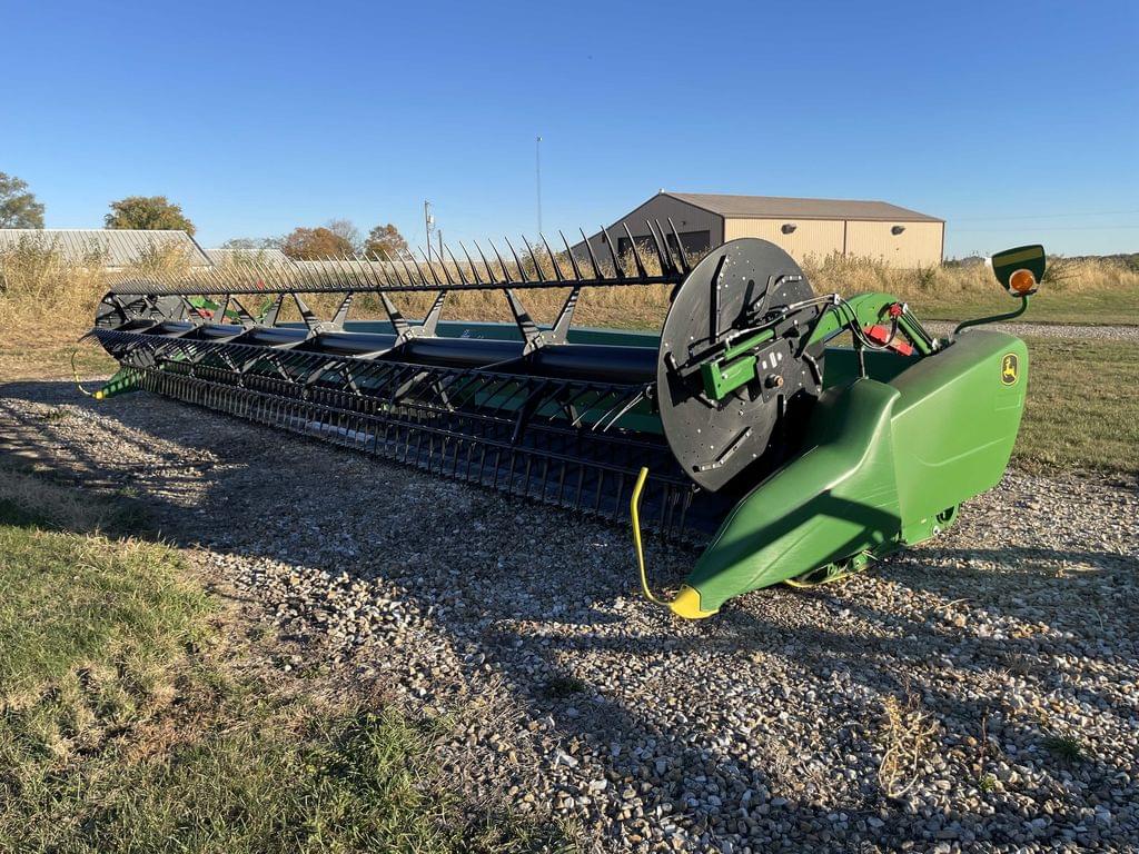 Image of John Deere 735FD Primary image