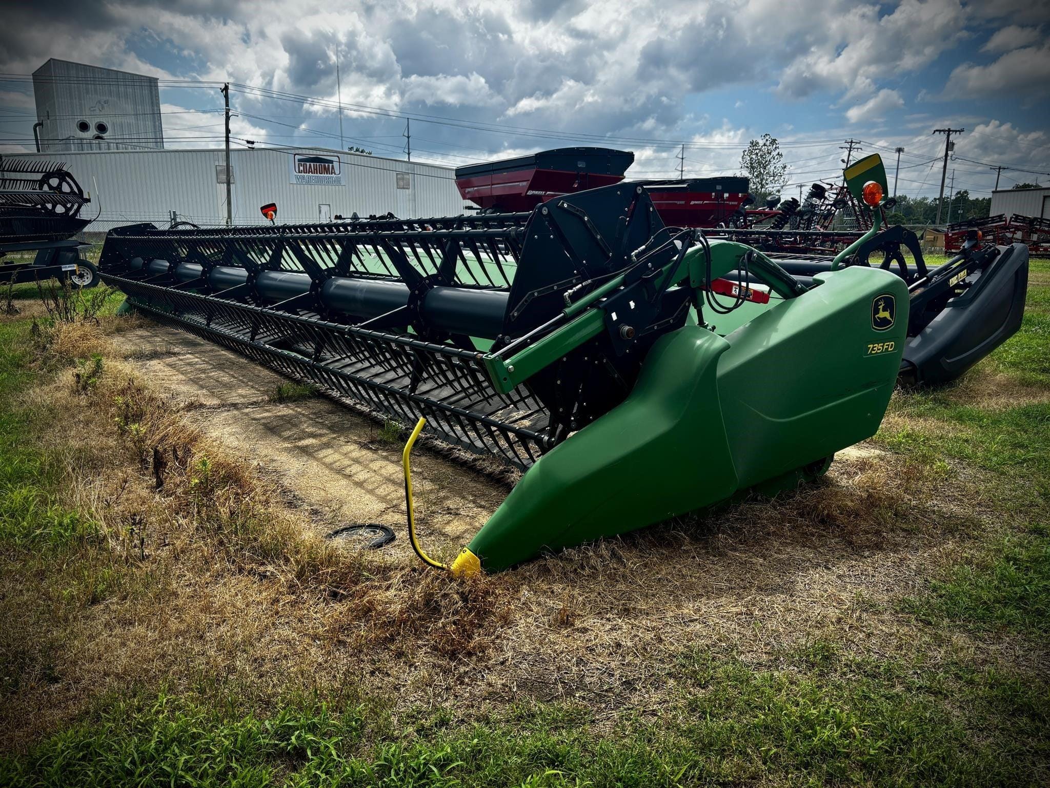 2020 John Deere 735FD Equipment Image0