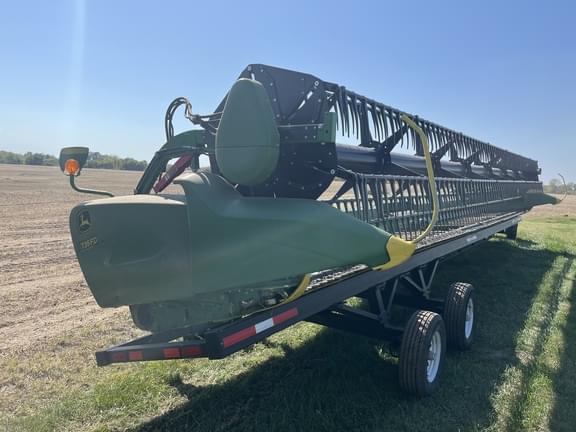 Image of John Deere 735FD Primary image