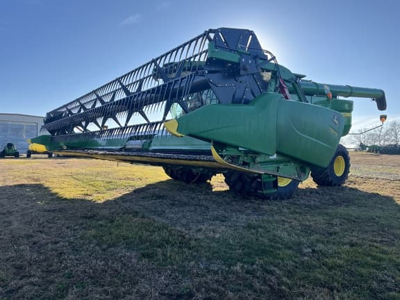 Image of John Deere 735FD Primary image