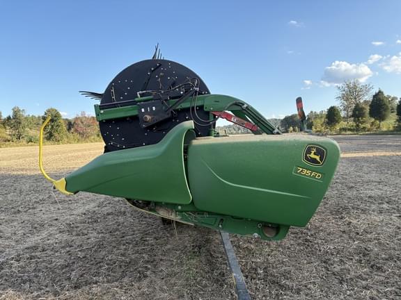 Image of John Deere 735FD equipment image 1