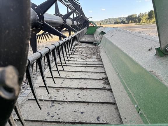 Image of John Deere 735FD equipment image 3
