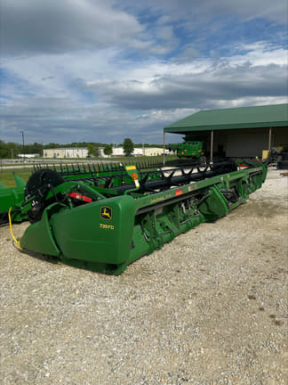 Image of John Deere 735FD equipment image 1