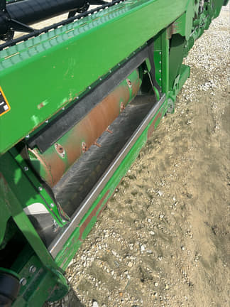 Image of John Deere 735FD equipment image 4
