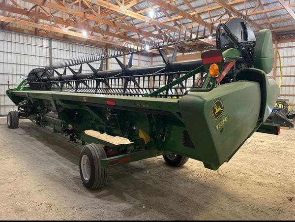 Image of John Deere 735FD equipment image 3