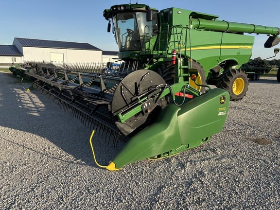 2020 John Deere 735FD Image