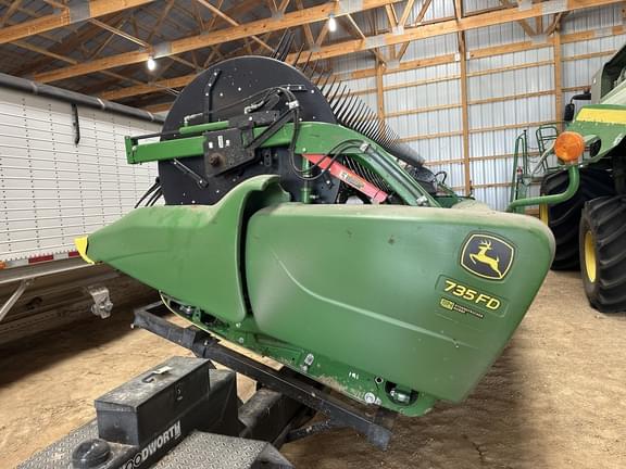 Image of John Deere 735FD equipment image 1
