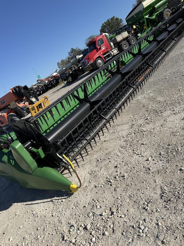 Image of John Deere 735FD equipment image 1