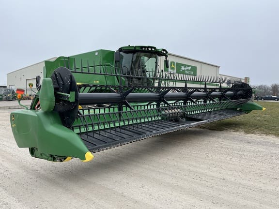 2020 John Deere 735FD Equipment Image0