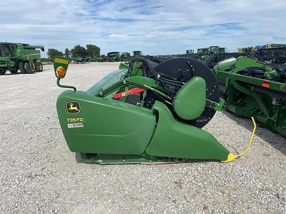 Image of John Deere 735FD equipment image 1