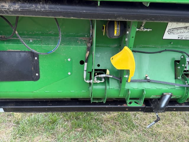 Image of John Deere 735FD equipment image 3