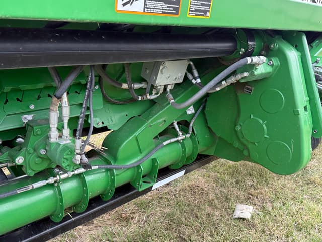 Image of John Deere 735FD equipment image 4