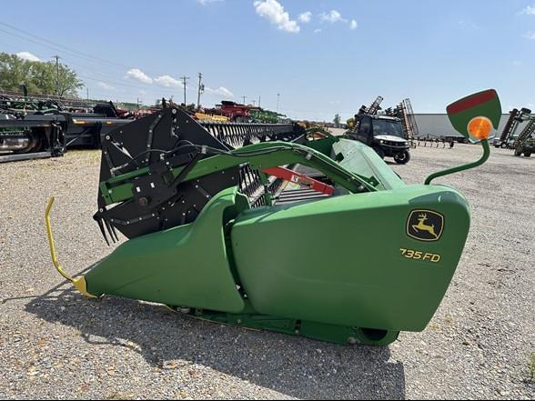 Image of John Deere 735FD equipment image 2