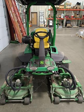 Image of John Deere 7400A equipment image 1