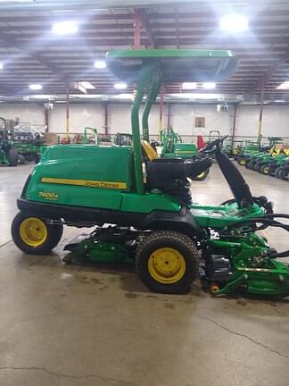 Image of John Deere 7400A equipment image 2