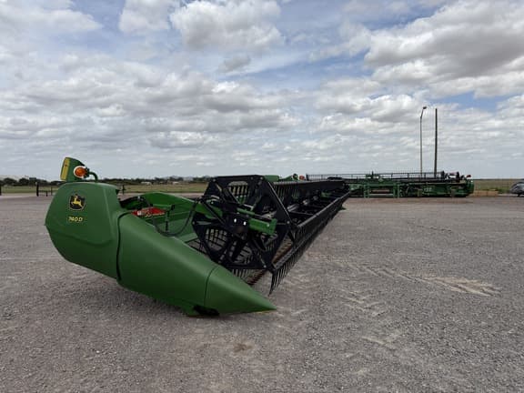 Image of John Deere 740D equipment image 4