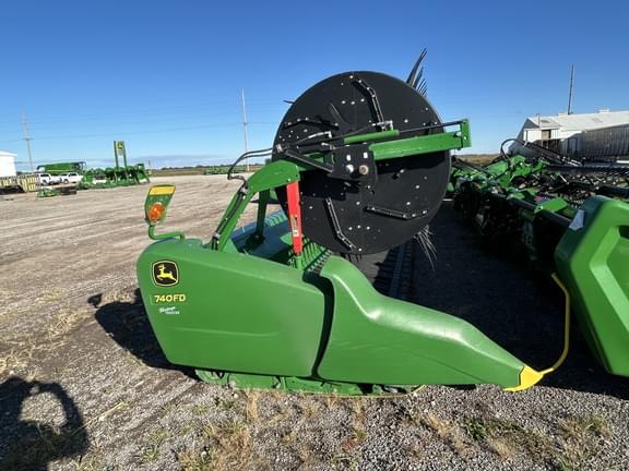 Image of John Deere 740FD equipment image 2