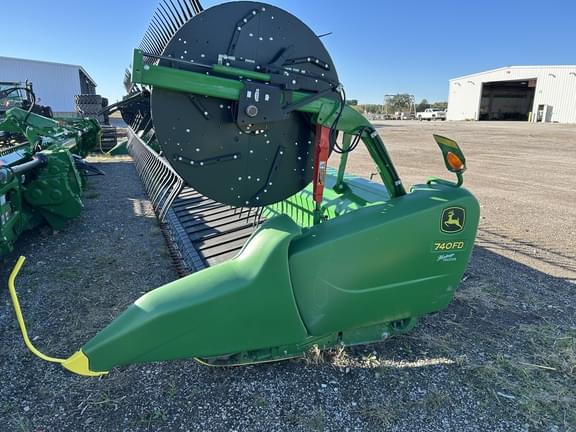 Image of John Deere 740FD equipment image 1