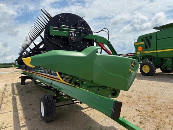 Image of John Deere 740FD equipment image 2