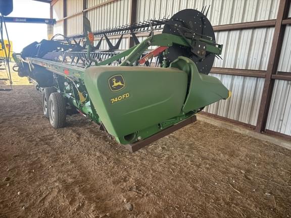 Image of John Deere 740FD equipment image 3