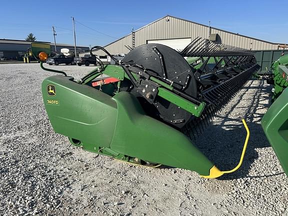 Image of John Deere 740FD Primary image