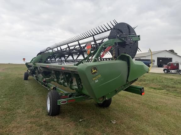 Image of John Deere 740FD equipment image 2