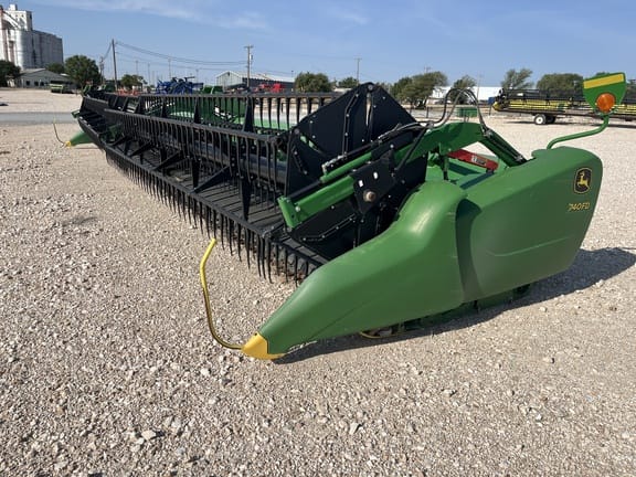 2020 John Deere 740FD Equipment Image0