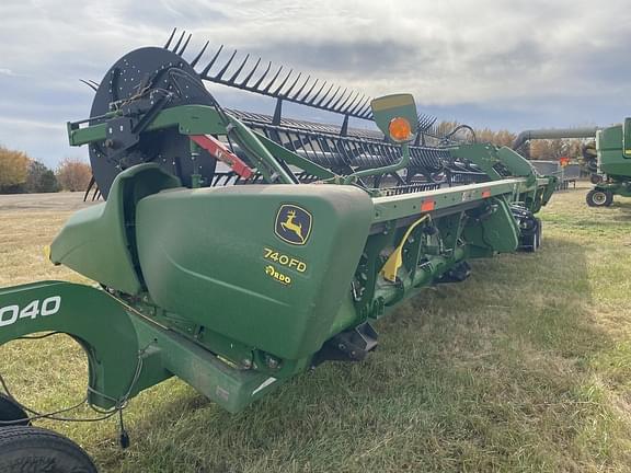 Image of John Deere 740FD equipment image 2