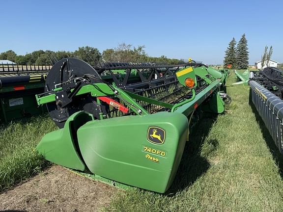 Image of John Deere 740FD equipment image 1