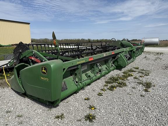 Image of John Deere 740FD equipment image 2