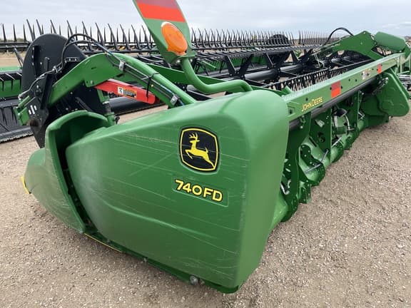 Image of John Deere 740FD equipment image 3