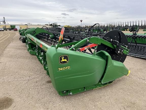 Image of John Deere 740FD equipment image 2