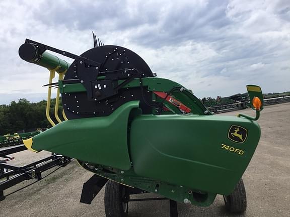 Image of John Deere 740FD equipment image 4