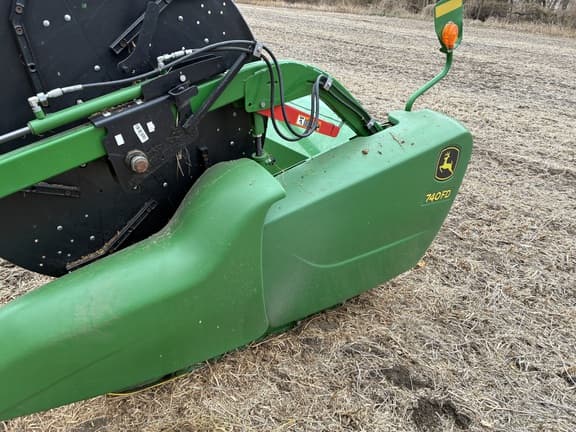 Image of John Deere 740FD equipment image 3