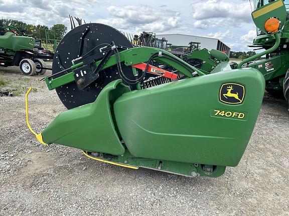 Image of John Deere 740FD equipment image 3