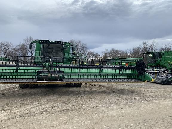 Image of John Deere 740FD equipment image 3