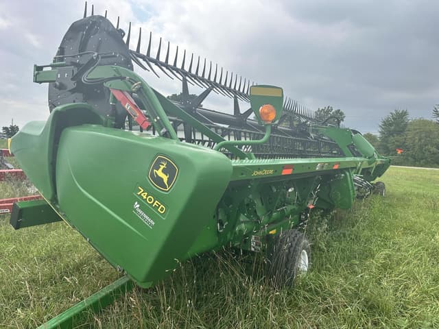 Image of John Deere 740FD equipment image 1