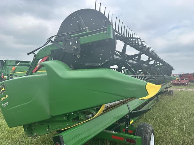 Image of John Deere 740FD equipment image 3