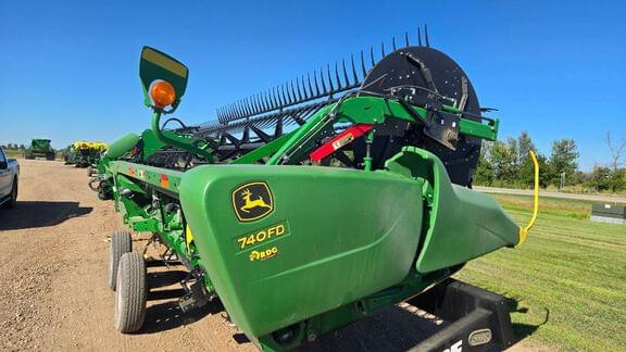 Image of John Deere 740FD Image 1
