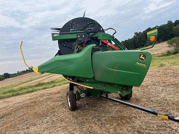 Image of John Deere 740FD equipment image 2