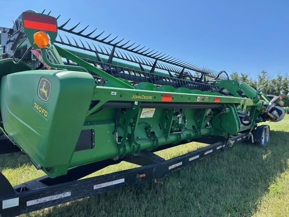 Image of John Deere 740FD equipment image 4